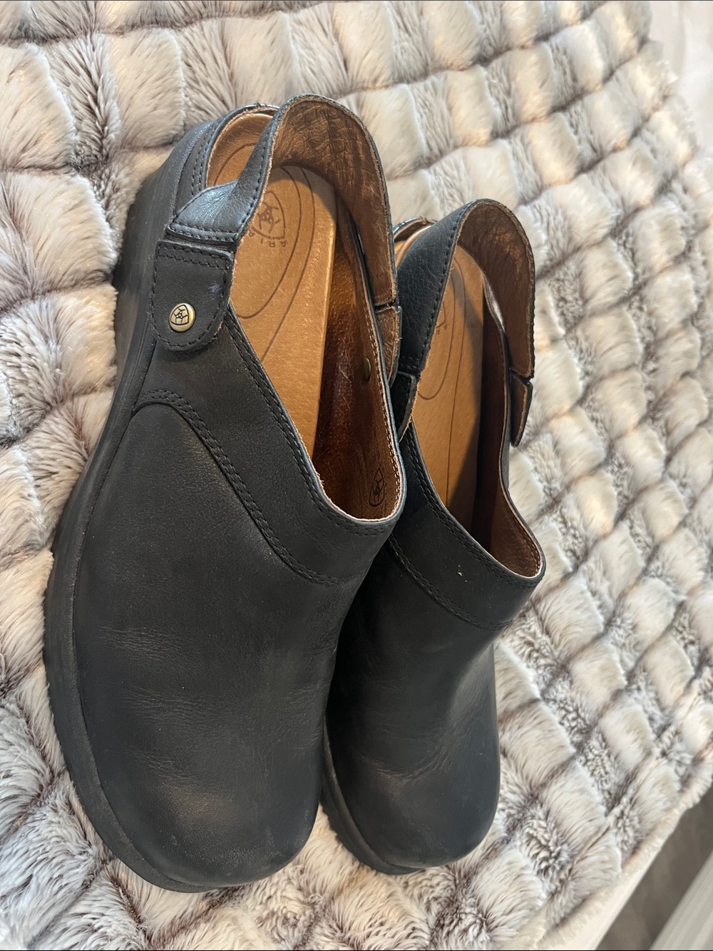 Ariat Black Slip-On Leather Clogs
